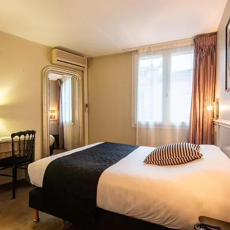 Szálloda De France 3*